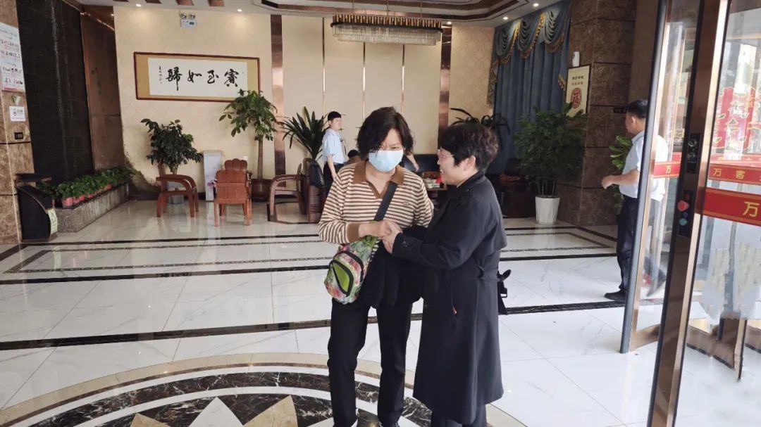 河南誉美肾病医院再次温暖启航,2024年“爱心大使”回家活动圆满落幕