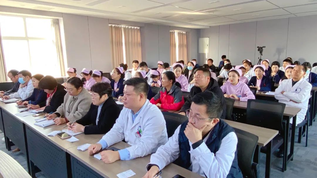 深化医疗人文关怀 改善患者就医体验-河南誉美肾病医院“假如我是一名患者”演讲比赛圆满落幕