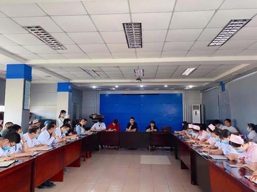 交流学习促成长,河南誉美肾病医院举办学习交流座谈会