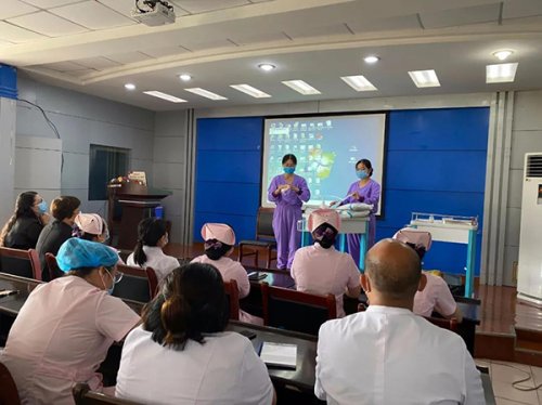 支援核酸采集!河南誉美肾病医院奋斗在核酸采集一线
